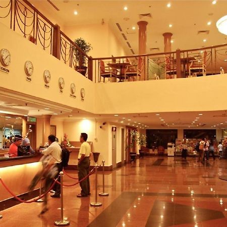 Kuala Lumpur International Hotel Bagian luar foto
