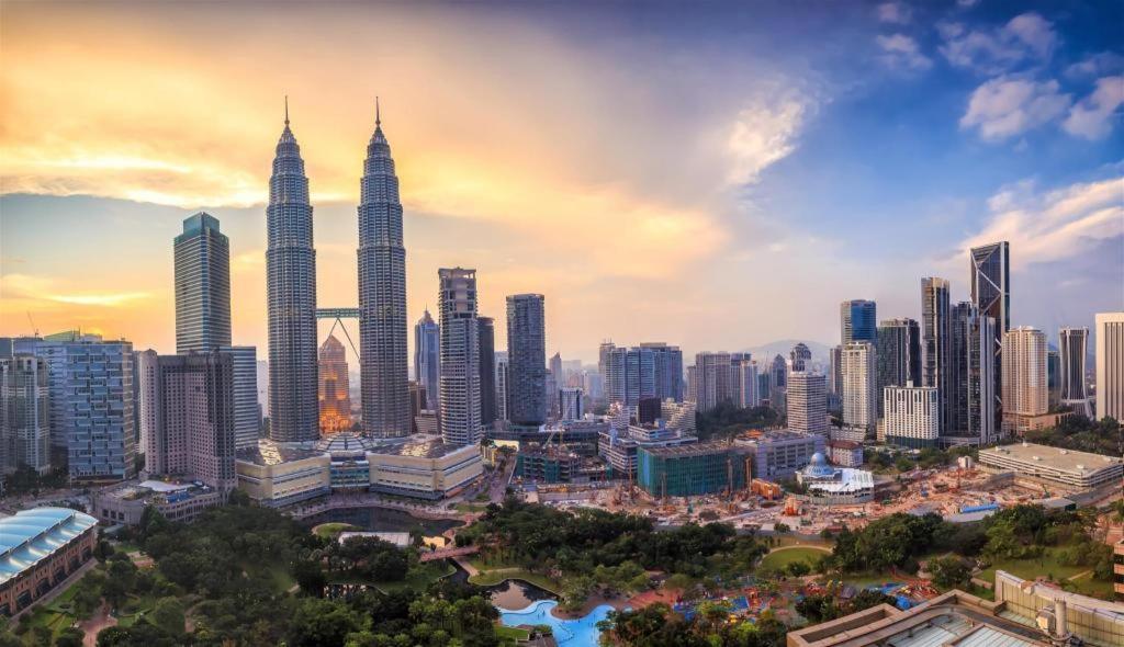 Kuala Lumpur International Hotel Bagian luar foto